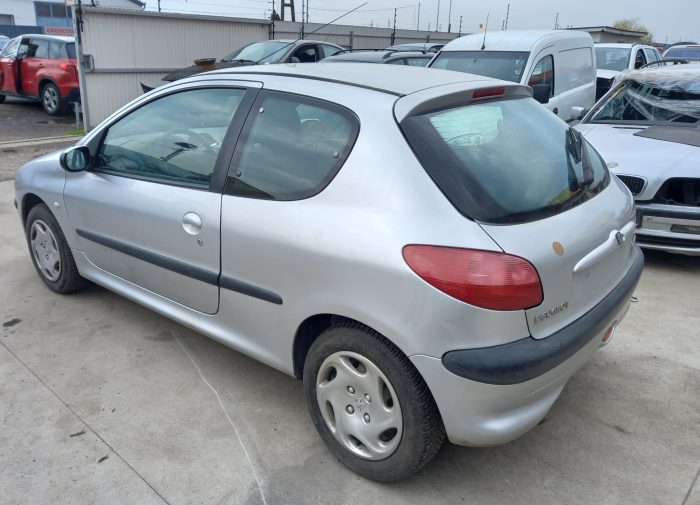 Peugeot 206 - Image 4