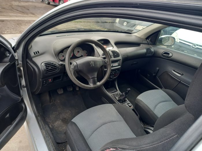 Peugeot 206 - Image 5