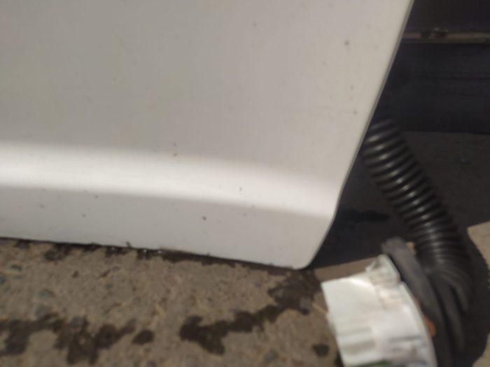 SUZUKI SWIFT III Jobb első ajtó Üresen 5 ajtós kivitel - Image 2