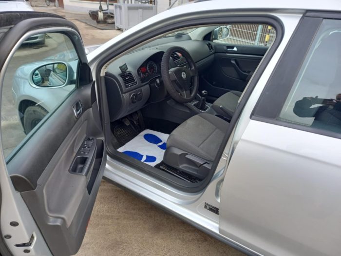 Volkswagen Golf V