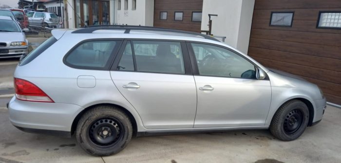 Volkswagen Golf V - Image 3