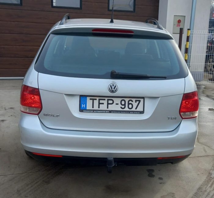 Volkswagen Golf V - Image 4